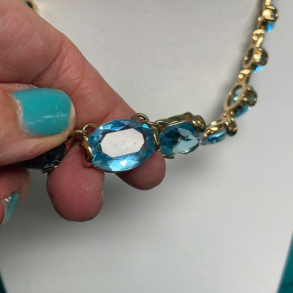 Beautiful Swarovski Necklace and erring set blue huge stones rare new - Picture 5 of 10